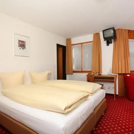 Hotel Central Hotel 3*