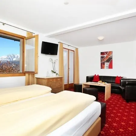 Hotel Central Hotel 3*