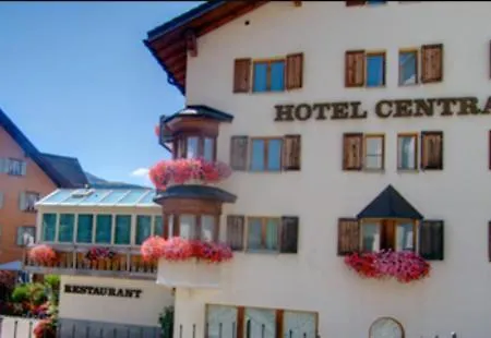 Hotel Central Szálloda Obersaxen