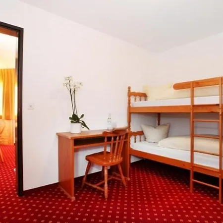 Hotel Central 3*