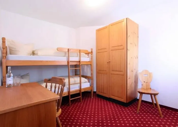 Hotel Central Hotel 3*