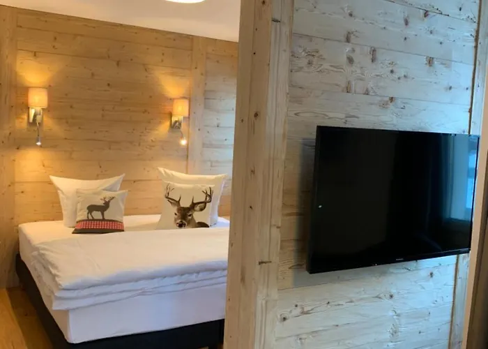 Hotel Central Szálloda Obersaxen